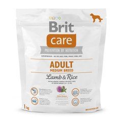 Сухий корм для дорослих собак середніх порід (вагою від 10 до 25 кг) Brit Care Adult Medium Breed Lamb & Rice 1 кг (ягня та рис)